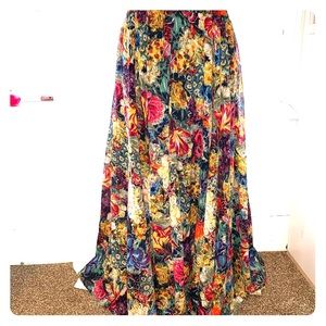 🌺 Floral print  Maxi Skirt